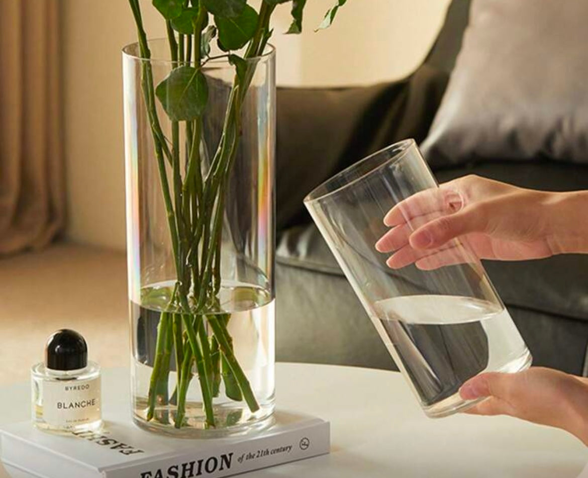 Acrylic vase 10x20cm