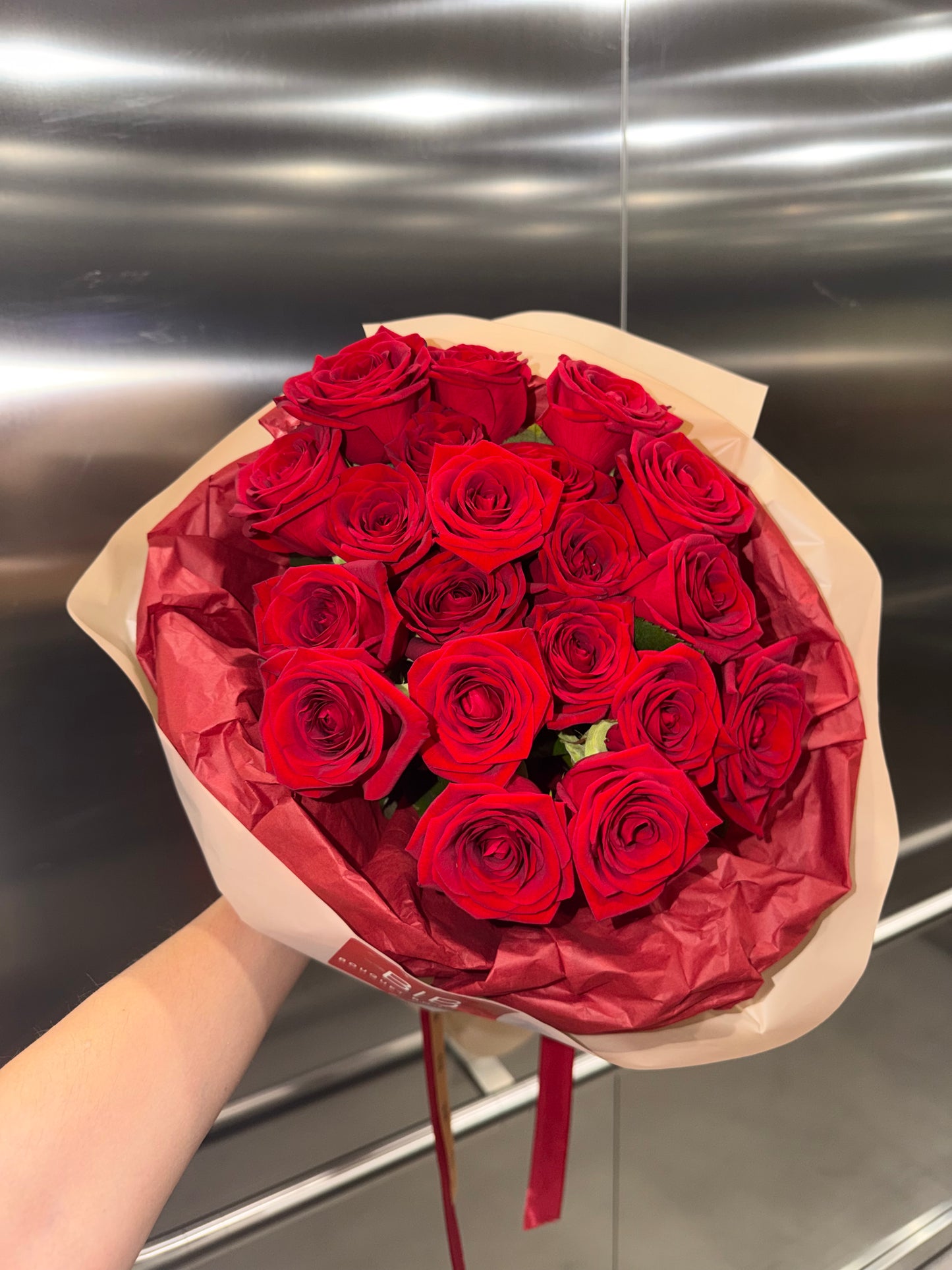 «Velvet Passion» – 20 Luxury Naomi Red Roses | LAST ONE | Ready for pickup