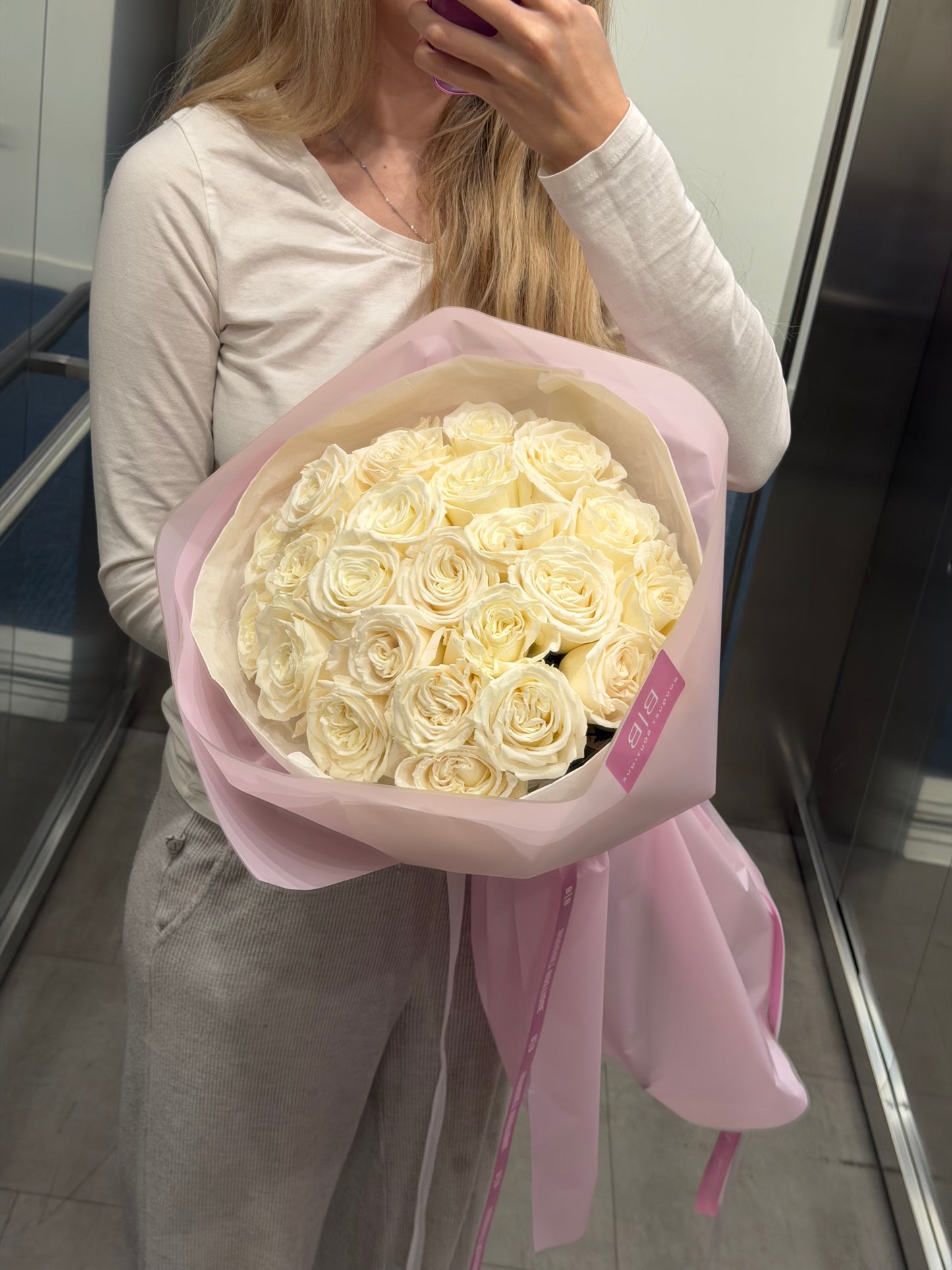 Luxury Bouquet of white roses (from Colombia  - 55cm)| LAST ONE | Mother's Day Flowers Bouquet