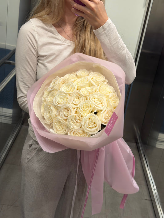 Luxury Bouquet of white roses (from Colombia  - 55cm)| LAST ONE | Mother's Day Flowers Bouquet