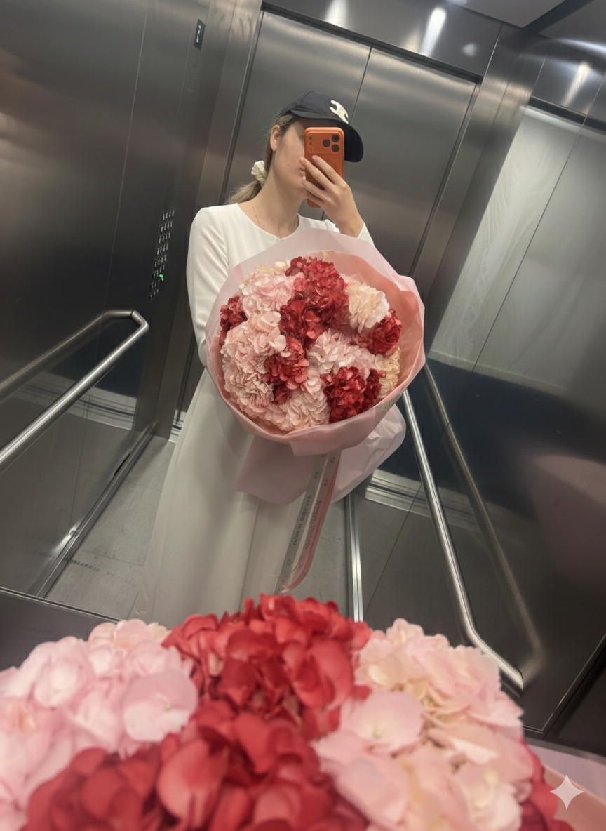 Bouquet of red and pink hydrangeas