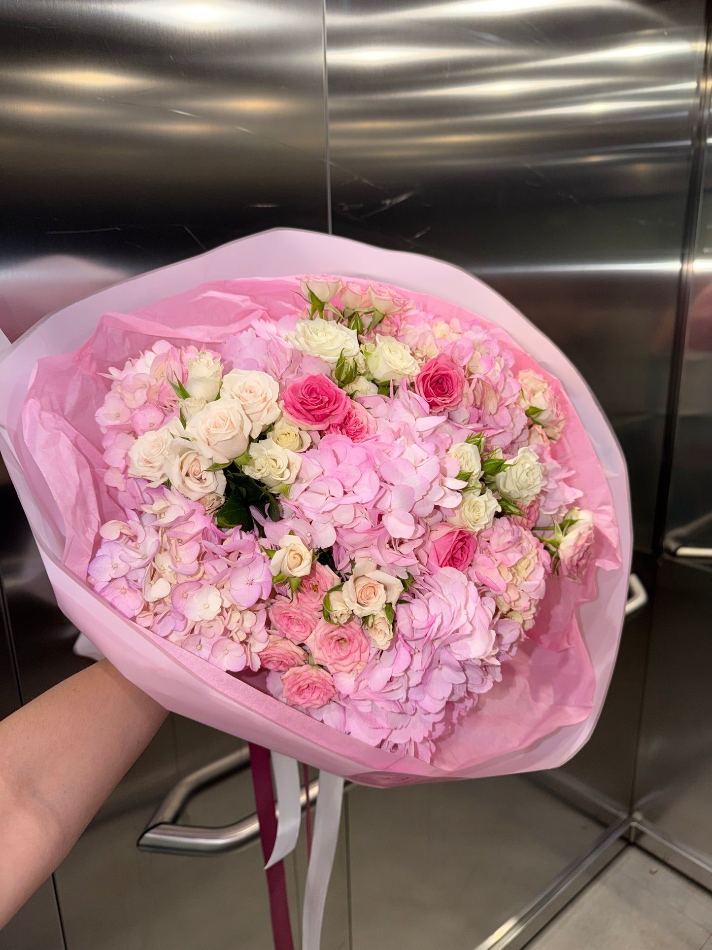 The largest mixed bouquet