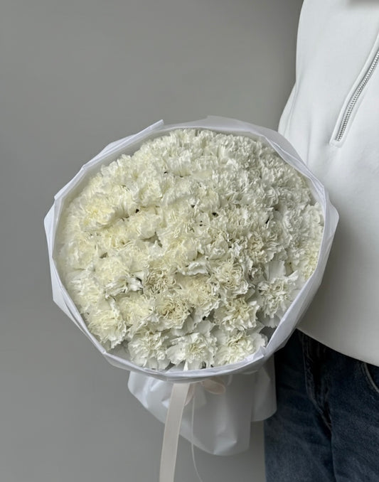 Bouquet of 50 cream dianthus