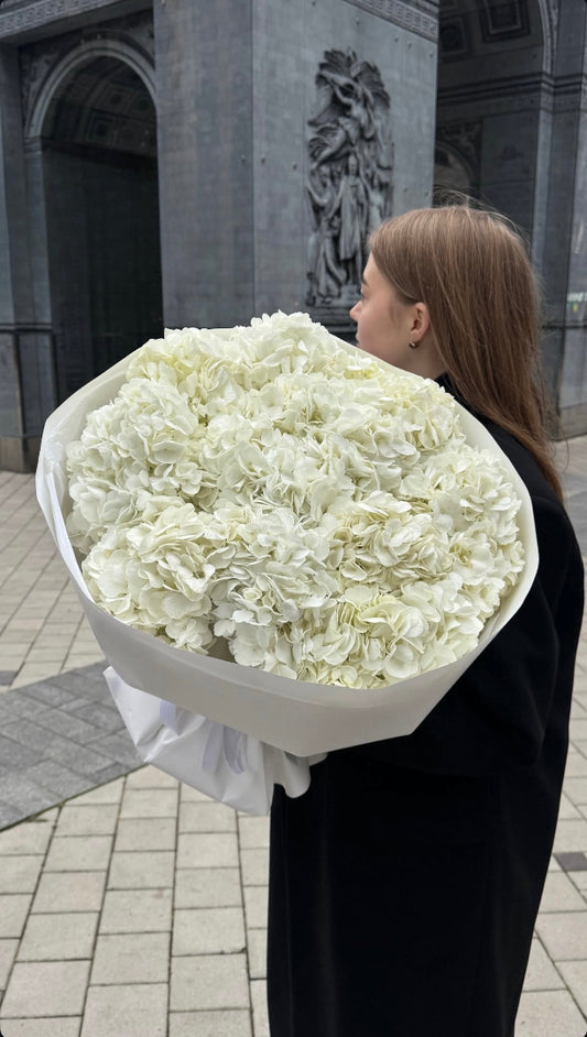 Bouquet of 20 white hydrangeas| Mother's Day Flower Bouquet